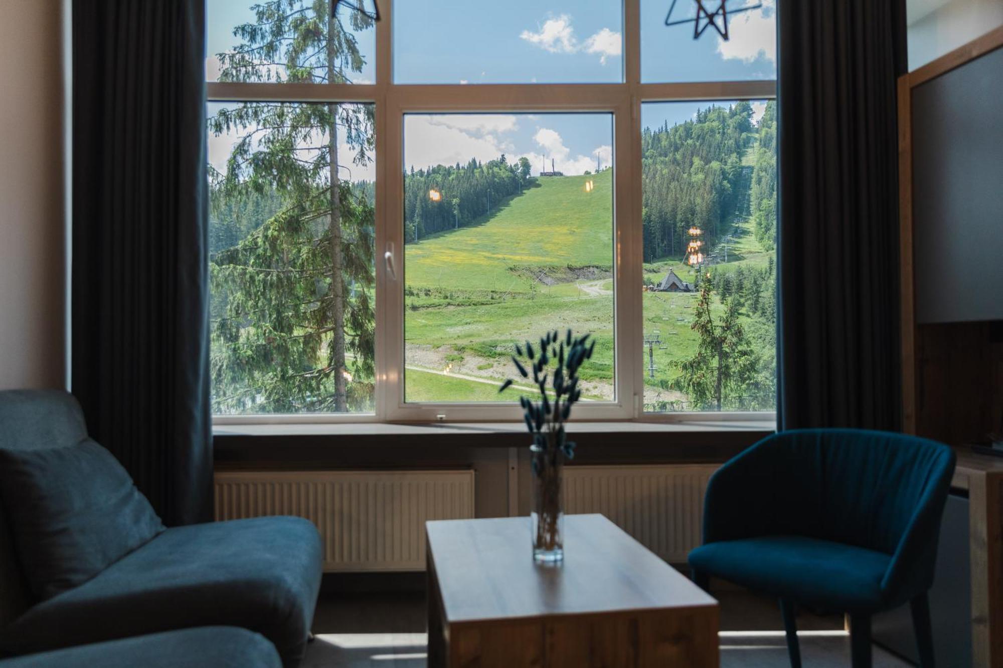 Hotel Blue Mountain Bukovel Exterior foto